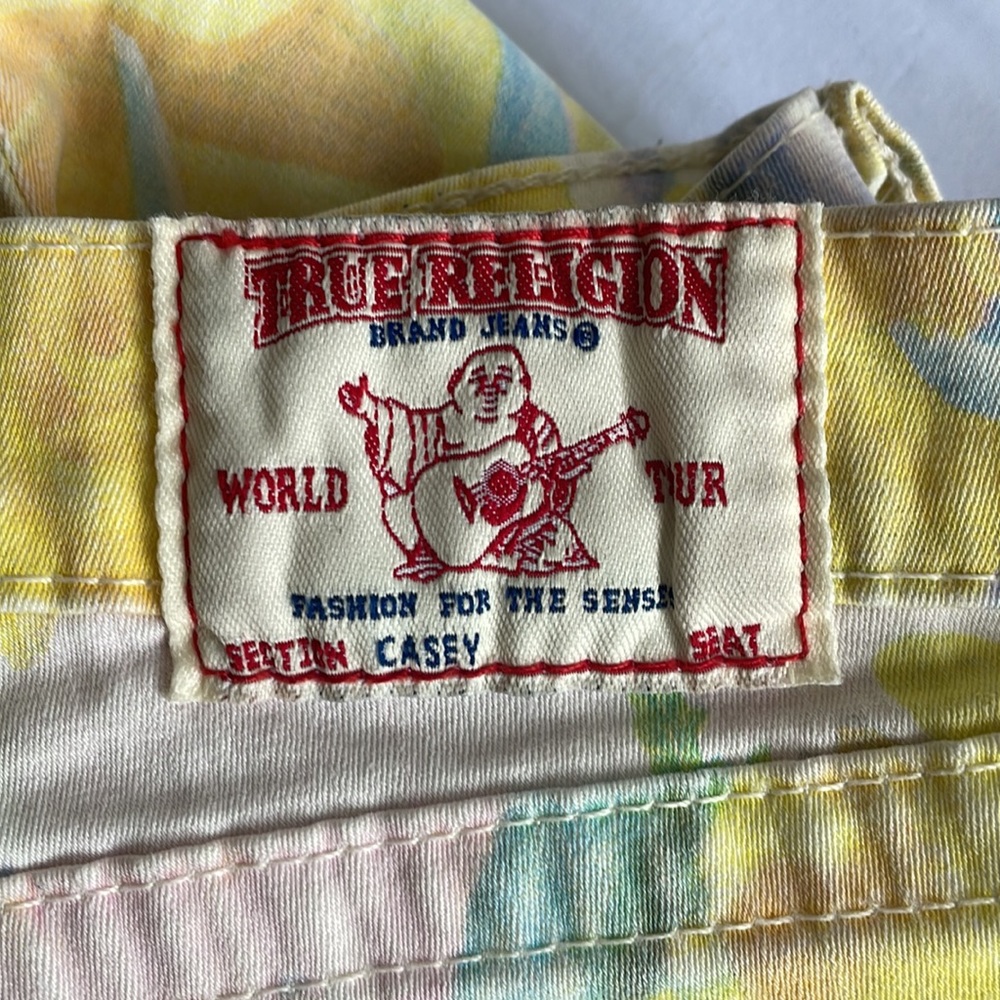 Floral True Religion Pants Size 24 .